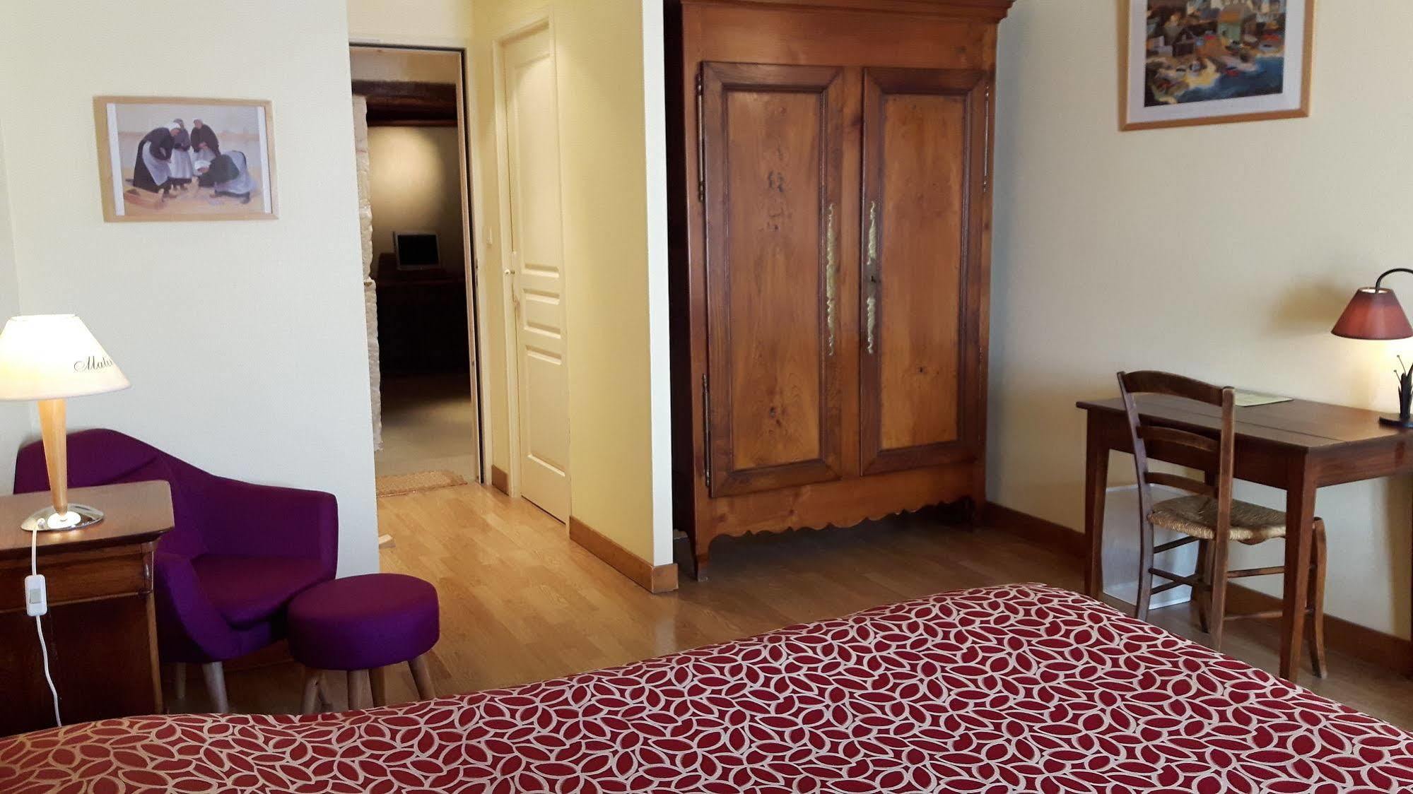 Hotel Du Donjon Aulnay  ภายนอก รูปภาพ