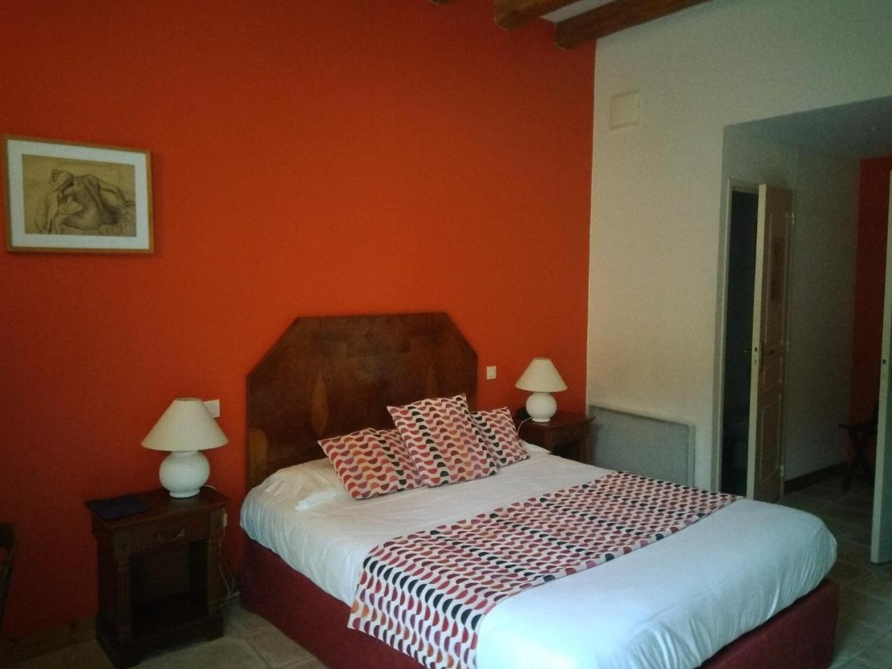 Hotel Du Donjon Aulnay  ภายนอก รูปภาพ
